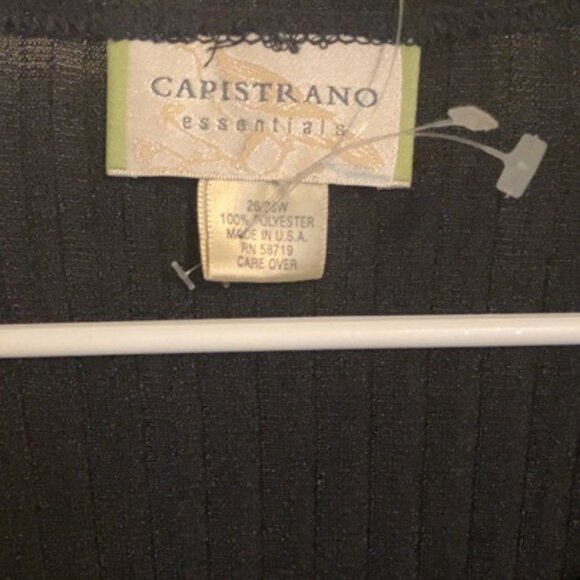 Capistrano Essentials Women’s Black Blouse – Size 26/28W – Made in USA NWT - Picture 2 of 5